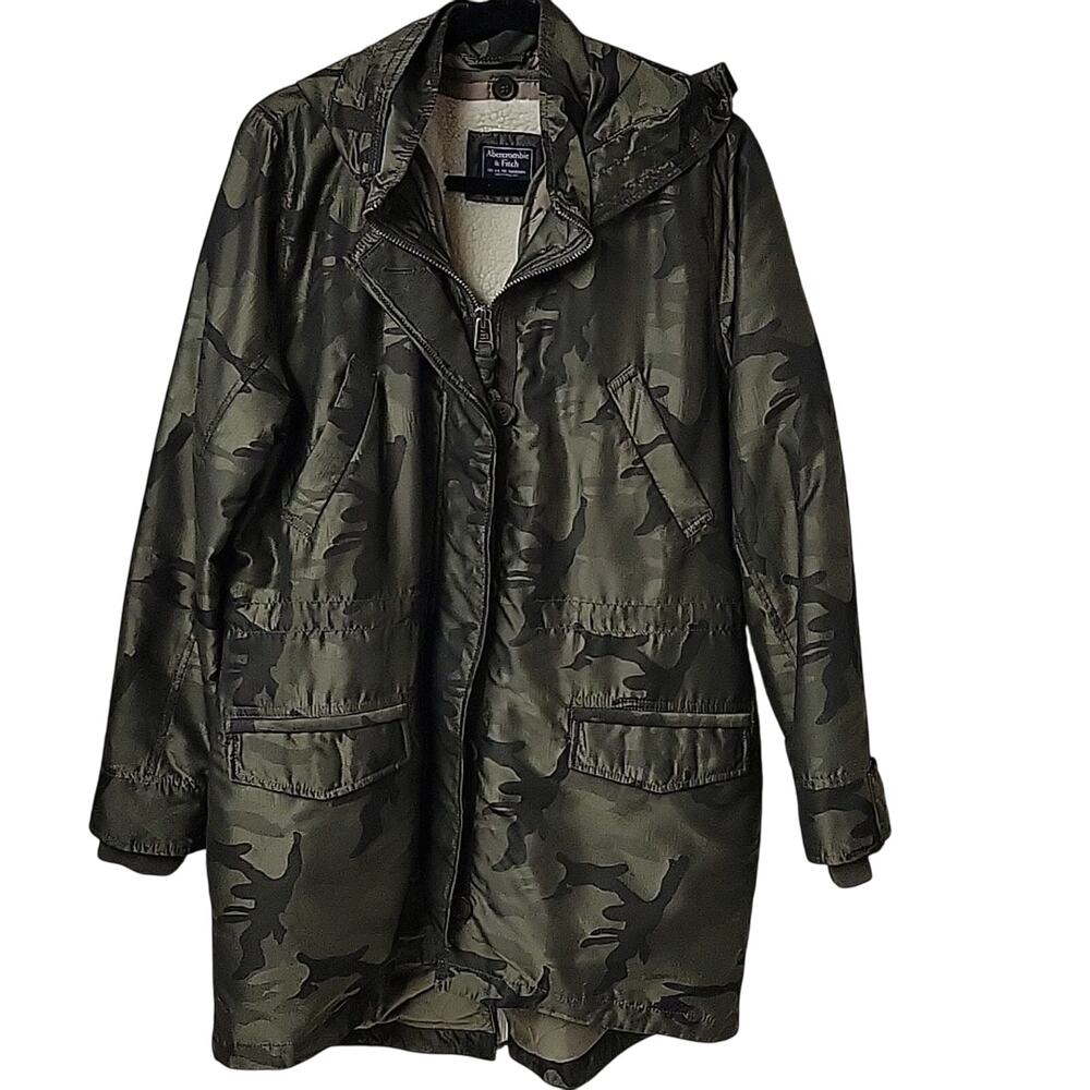 Abercrombie & Fitch 3 in 1 Ultra Parka Camo Print Coat Womens Size Medium